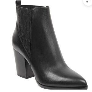 Marc Fisher ALVA POINTY TOE BOOTIE